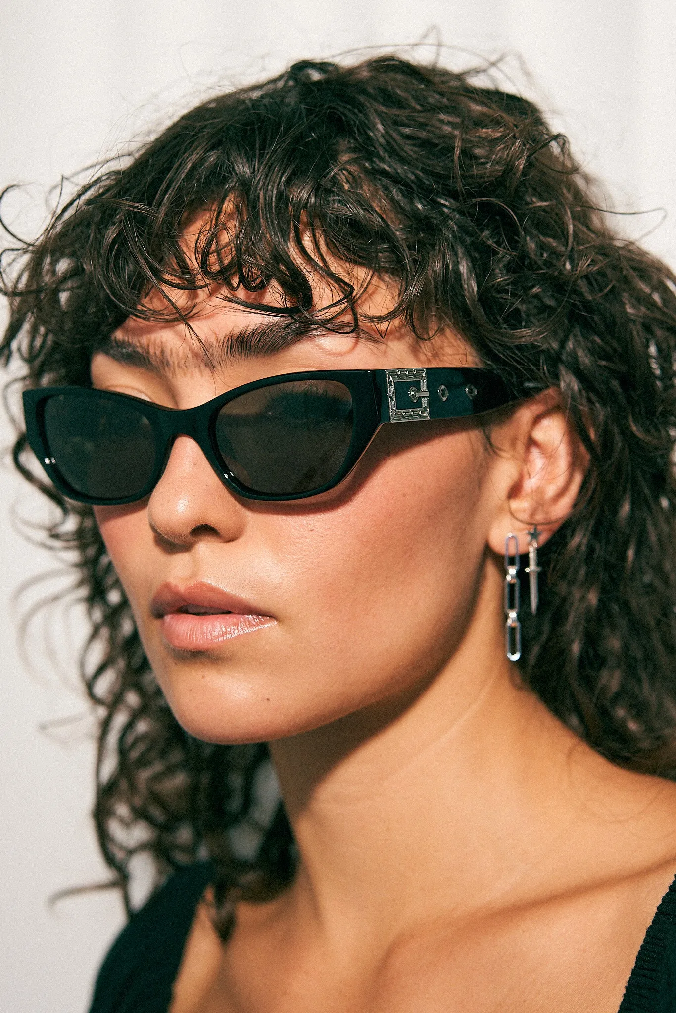 Betsy Buckle Sunglasses Black/Silver