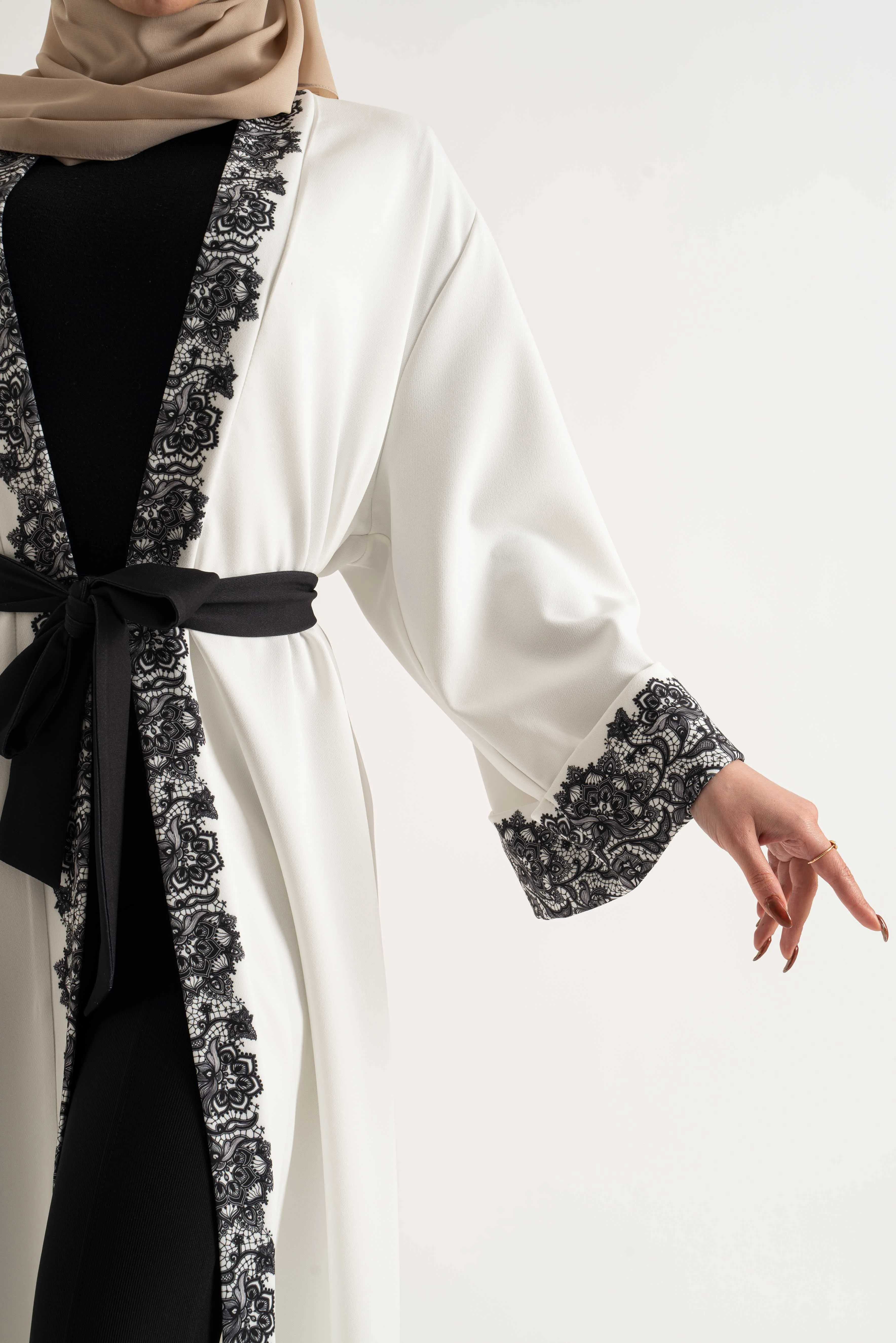 BLOOMY Abaya Fashion