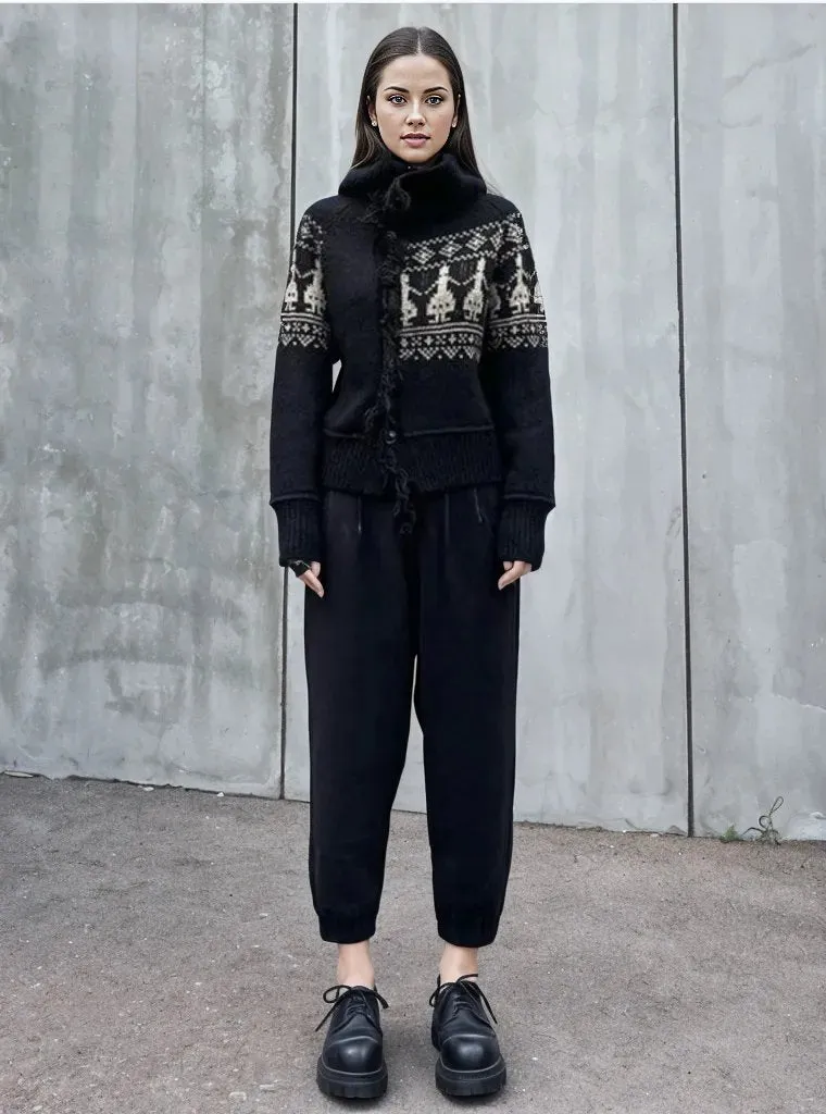 Casual Minimal Goth Holiday Sweater