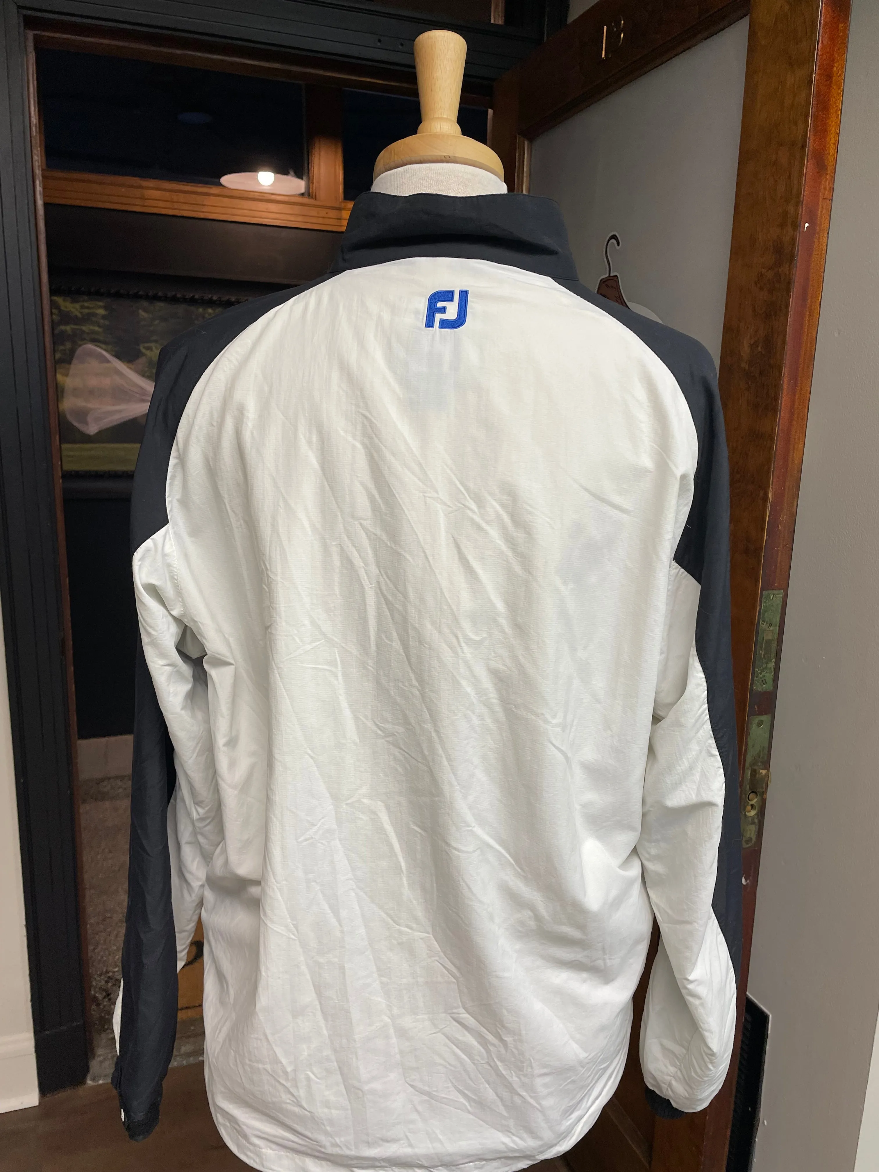 FootJoy Long Sleeve 1/2 Zip Pullover Jacket (L)