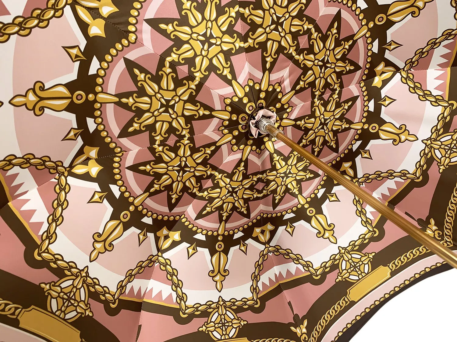 "Classic" brown and pink, Chain design - Fantastic pearl handle