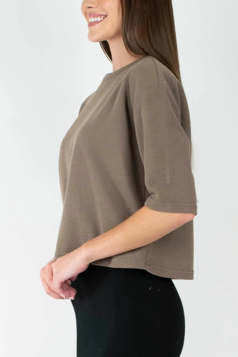 REMI TEE WAFFLE KNIT (BROWN)