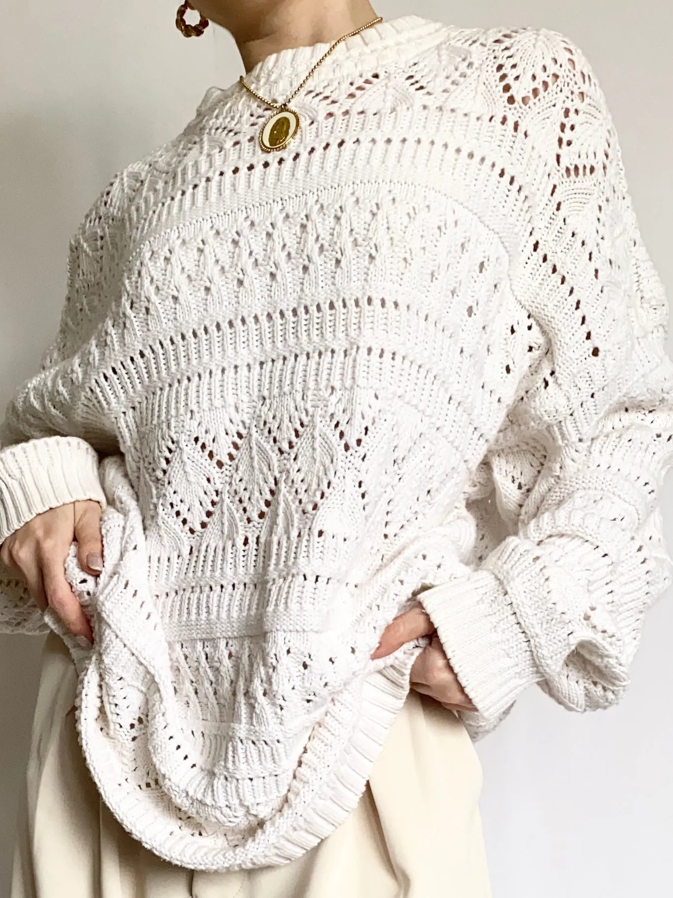 Snowfall Knit Pointelle 1980s Sweater (M)